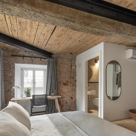 April1550 Boutique 4*