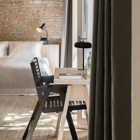 April1550 Boutique Hotel 4*