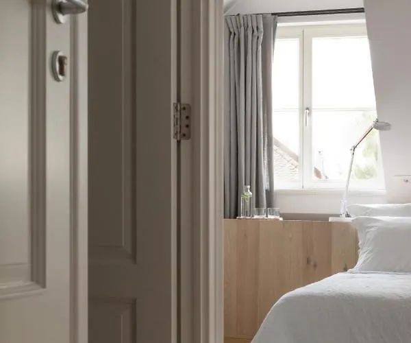 Ξενοδοχείο April1550 Boutique 4*